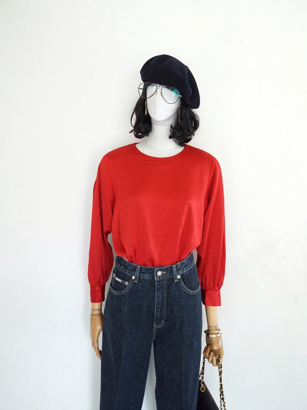 Vtg Liz Cliaborne Sammlung Starke Schulter Silky Bluse | Hergestellt in Japan, Größe Jp 9Ar Vtg Liz Cliaborne Sammlung Starke Schulter Silky Bluse | Hergestellt in Japan, Größe Jp 9Ar von justkitsch