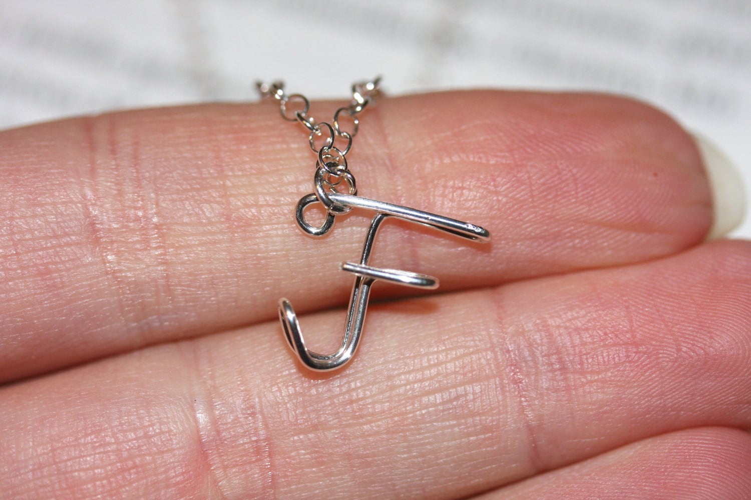 Alfabet Halskette von justynajewelry