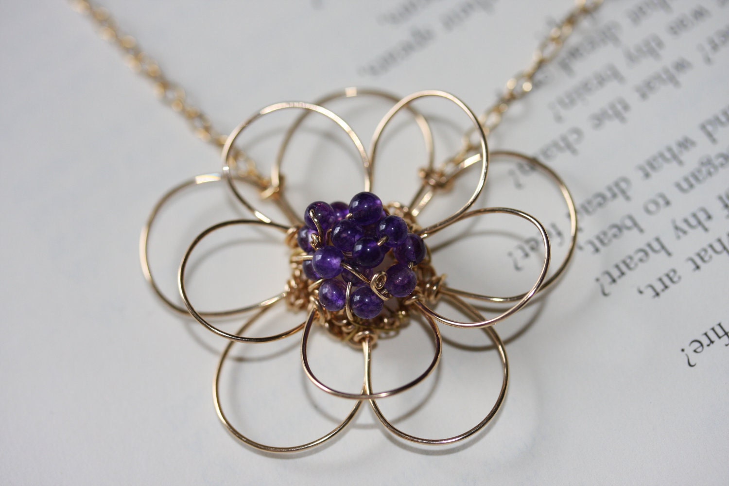 Gefüllte Blüte Amethyst Halskette von justynajewelry