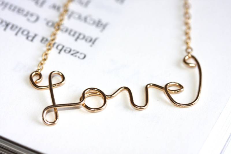 Handgemachte Liebes-Halskette Handgemachte Liebes-Halskette von justynajewelry