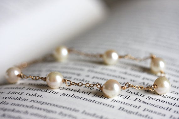 Salzwasserperlen Armband in 14K Gold Filled Salzwasserperlen Armband in 14K Gold Filled von justynajewelry