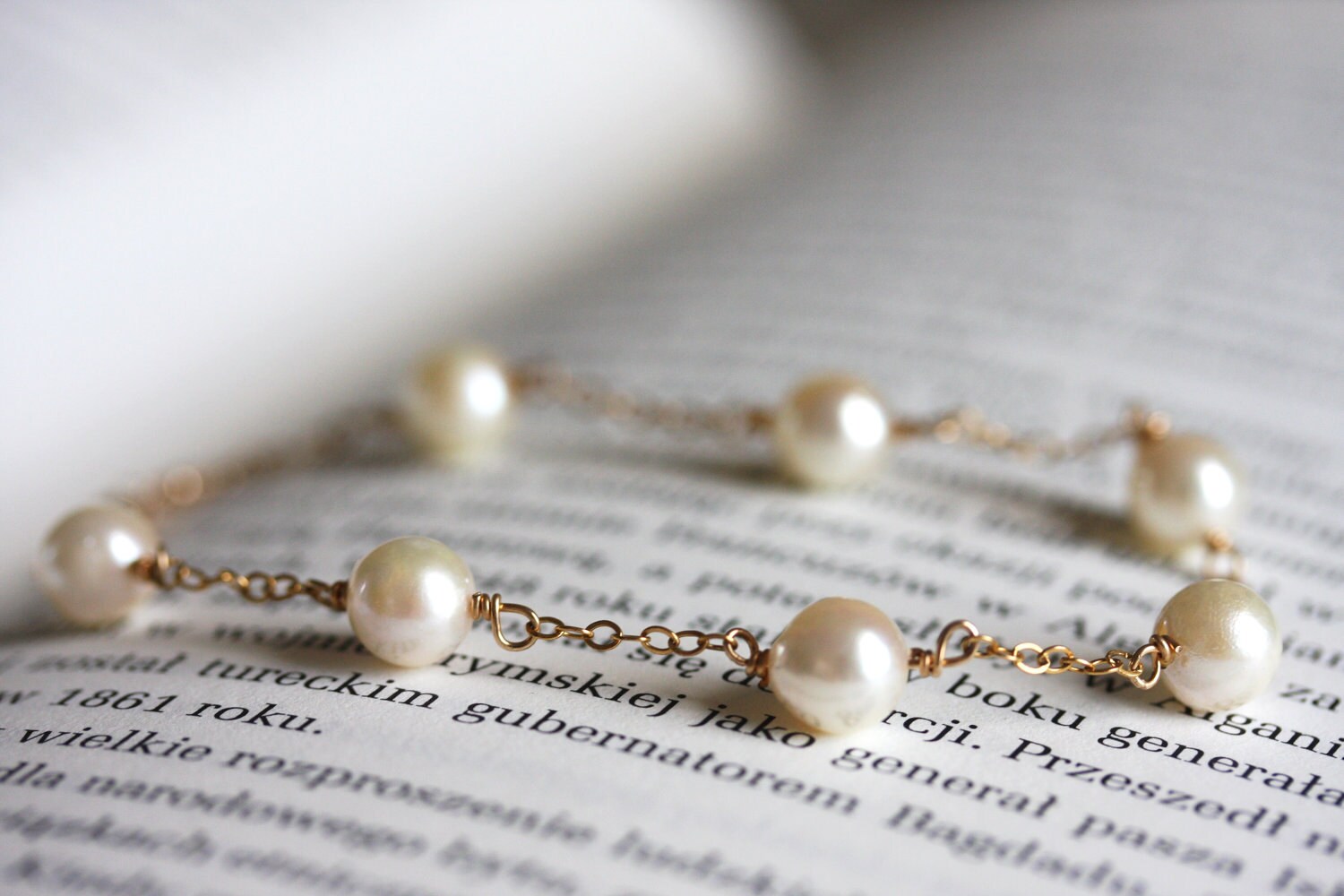 Salzwasserperlen Armband in 14K Gold Filled von justynajewelry