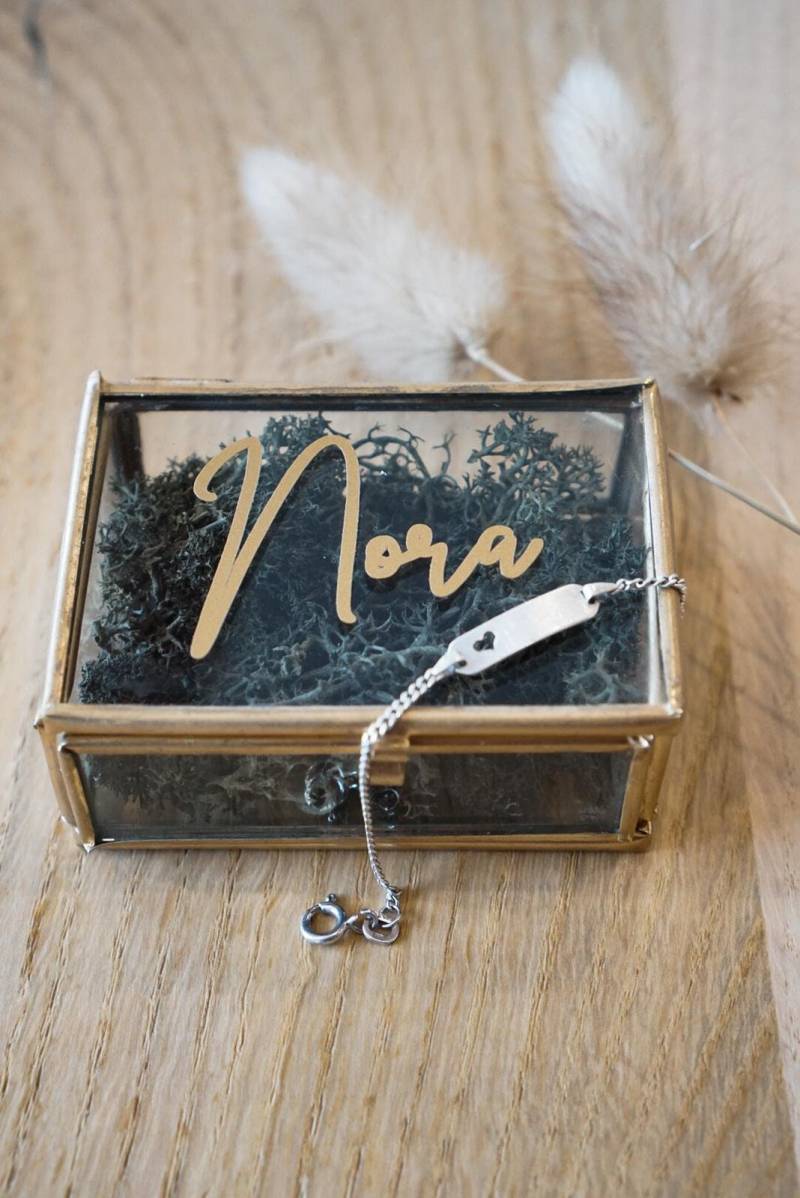 Glasschatulle in Gold Und Silber. Super Als Box Für Eure Eheringe Oder Schmuckbox Eine Taufkette von jusydesignstudio