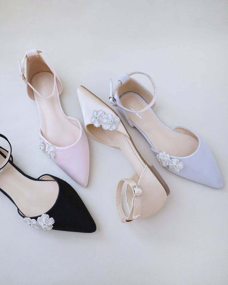 Satin Pointy Toe Abend Ballerinas Mit Strass Chassia Blume, Hochzeit Im Herbstsschuhe, Brautschuhe, Brautjungfern Schuhe, Brautschuhe von kaileep