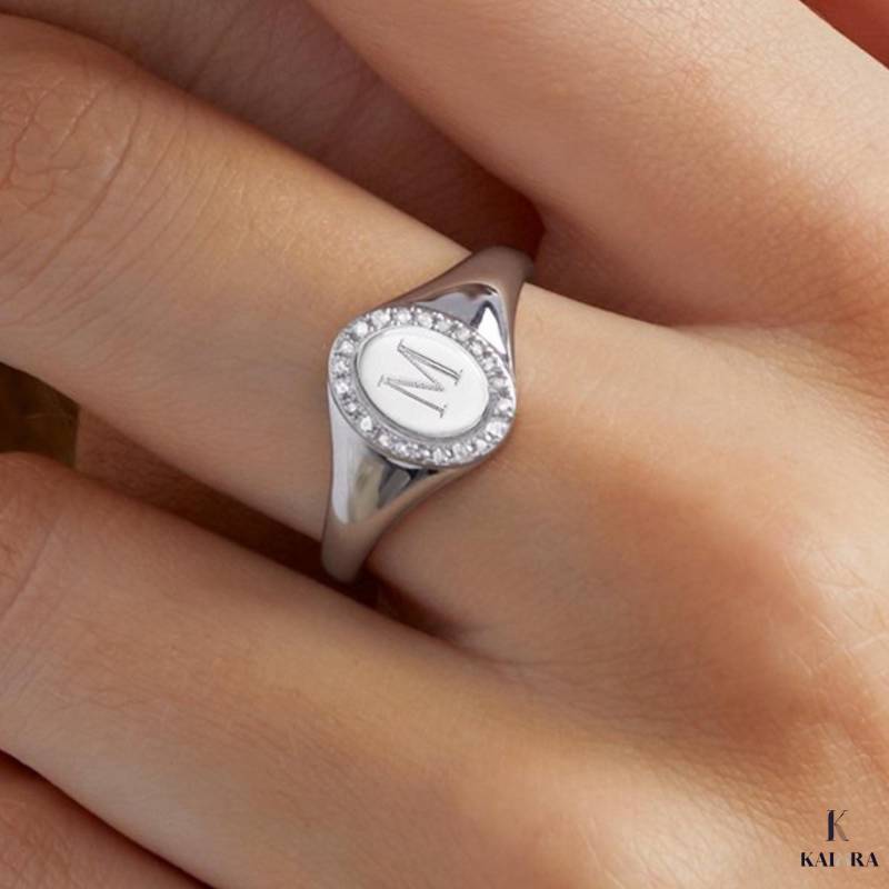 Personalisierter Silber Siegelring Für Frauen - Benutzerdefinierte Anfang Pinky Ring Sterling Anfangsring Geschenke Mama Personalisierter Silber Siegelring Für Frauen - Benutzerdefinierte Anfang Pinky Ring Sterling Anfangsring Geschenke Mama von kaiorajewels