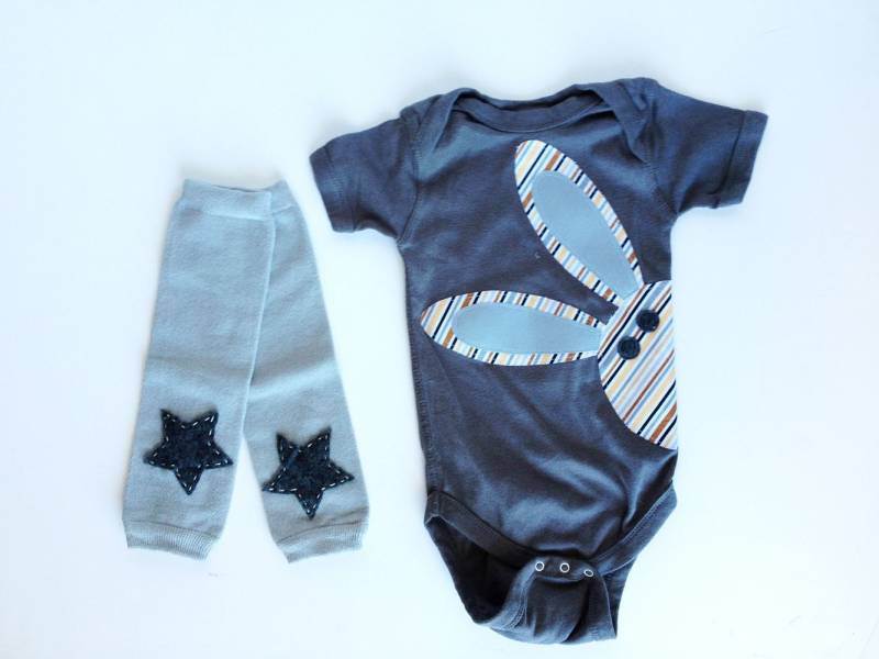 Easter Bunny Rabbit Einteiler Mit Baby-stulpen, Baby Boy Ostern von kakabaka