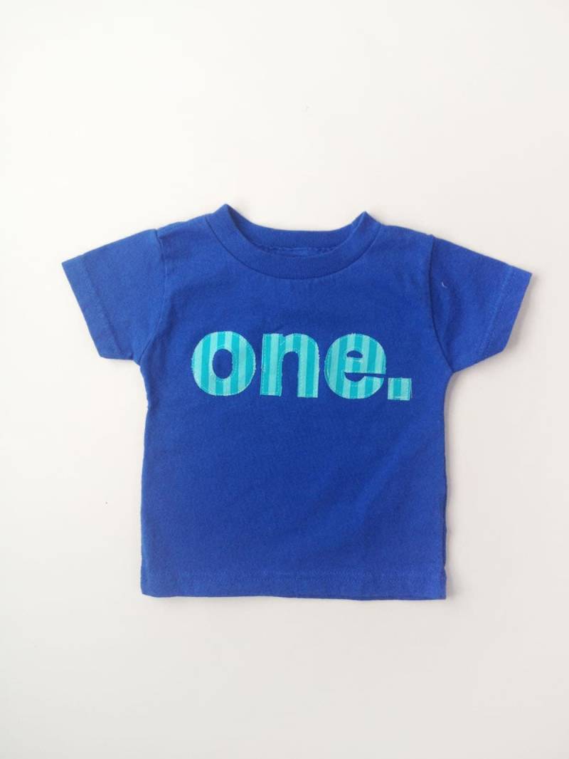 Erster Geburtstag Blau Umm T Shirt - Ein Uno-Eins von kakabaka