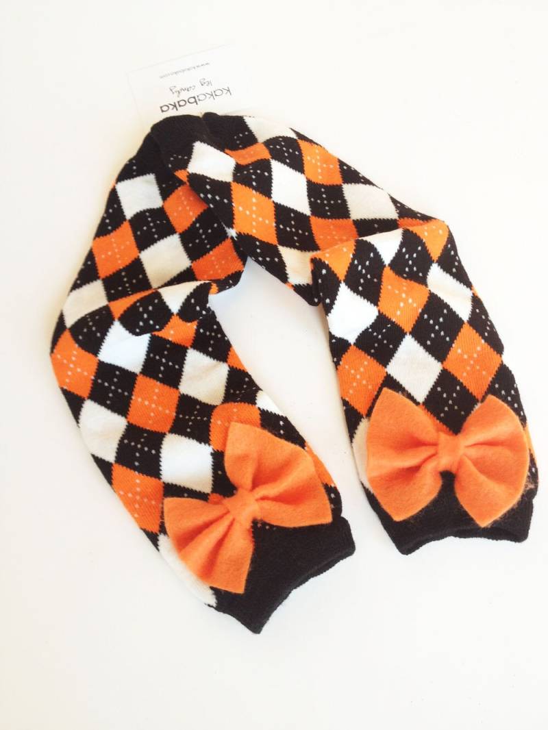 Halloween Orange Und Schwarz Argyle Baby Stulpen Mit Bogen von kakabaka