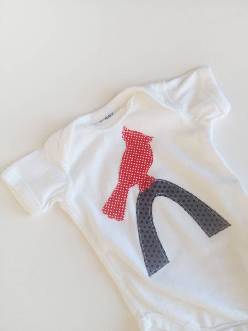 Kardinal St. Louis Arch Ein Stück Shirt Body Kardinal St. Louis Arch Ein Stück Shirt Body von kakabaka