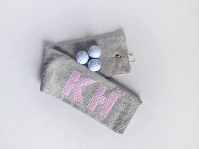 Personalisierte Polka Dot Golfhandtuch, Grau Golfhandtuch Mit Haken Lehrer Geschenk, Muttertag, Wählen Sie Ihren Eigenen Stoff von kakabaka