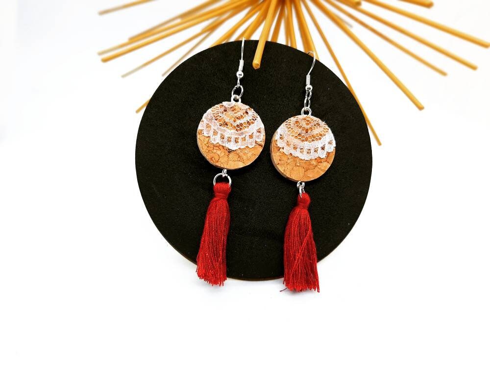 Ohrhänger Aus Kork Mit Quaste Ohrhänger Aus Kork Mit Quaste von kakukoSchmuck