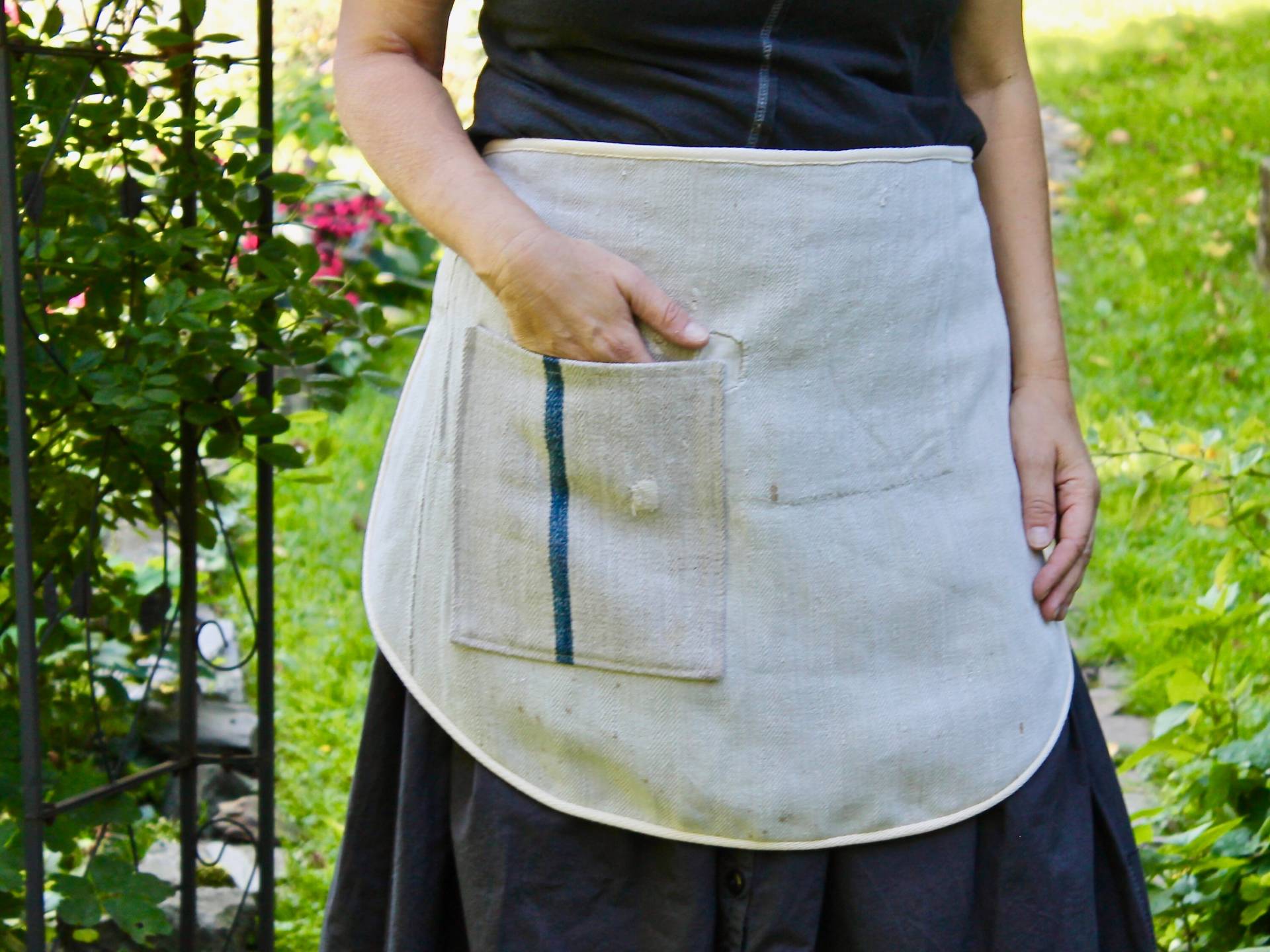 Antik-Leinen Schürze No. 1 von kalajokiModedesign