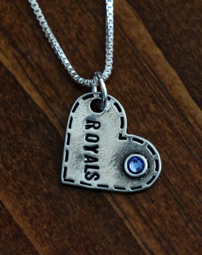 Personalisierte Herz Birthstone Halskette - Hand Gestempelt Sterling Silber Charm von kandsimpressions