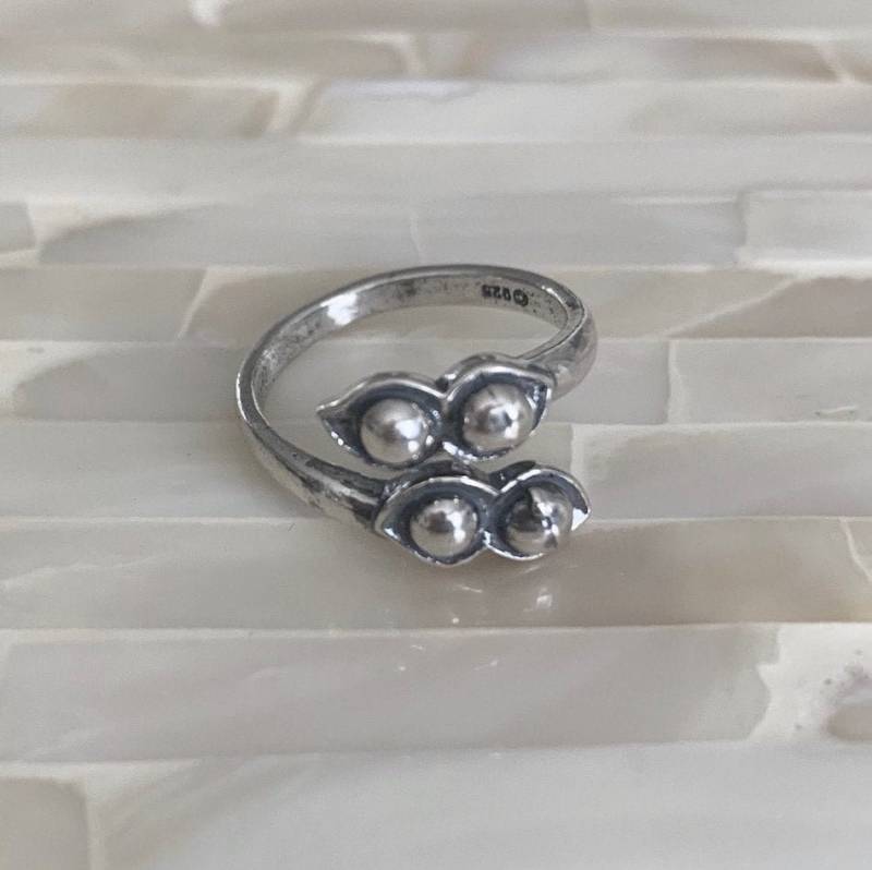 Zwei Erbsen in Einer Schote - Ring Sterling Silber Zwillingsschmuck Beste Freundin Geschenk Mutter Tochter von kandsimpressions