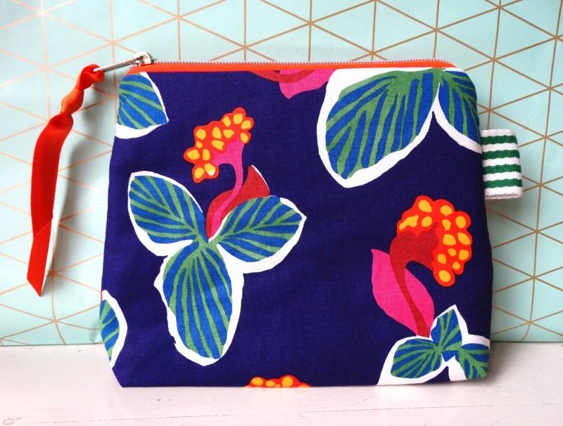 Wunderschöne Farbenfrohe Kosmetiktasche, Maße 22 X 18 4, 5 cm von kaprifischer
