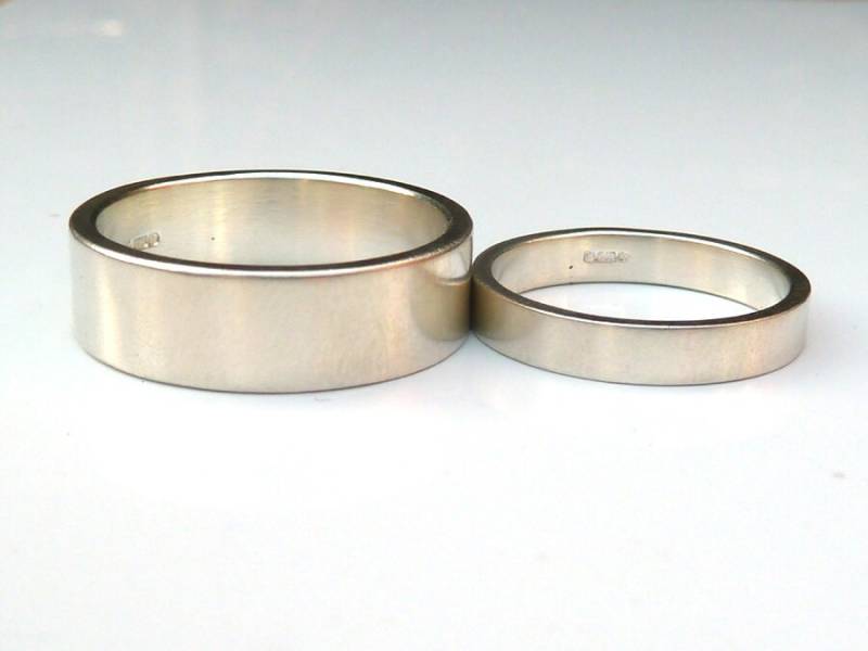 Trauringe Aus Recyceltem 333 Weißgold von karenjohnsondesign