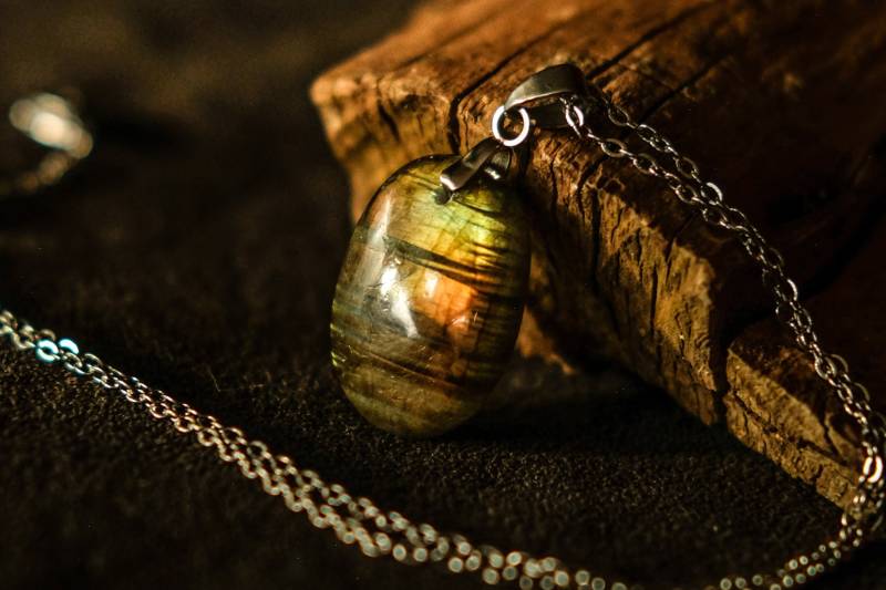 Labradorith Anhänger Kette | Kristallstein Mineral Edelstein von karma108crafts