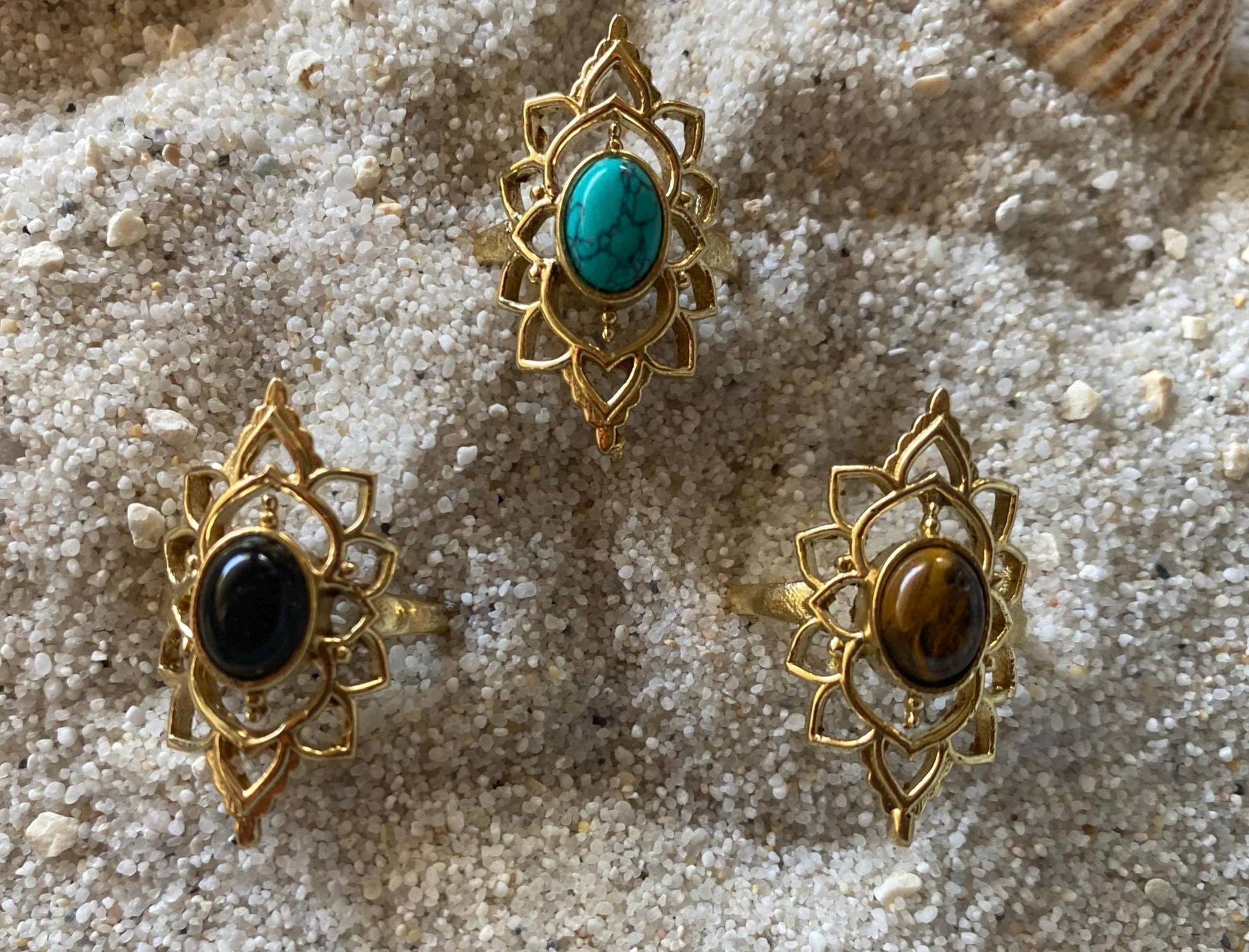 Boho-Ring Gold | Statementring Hippie-Schmuck Ring Mit Stein Aus Indien Boho Schmuck Festival Boho-Ring Gold | Statementring Hippie-Schmuck Ring Mit Stein Aus Indien Boho Schmuck Festival von karmaandcotton2025