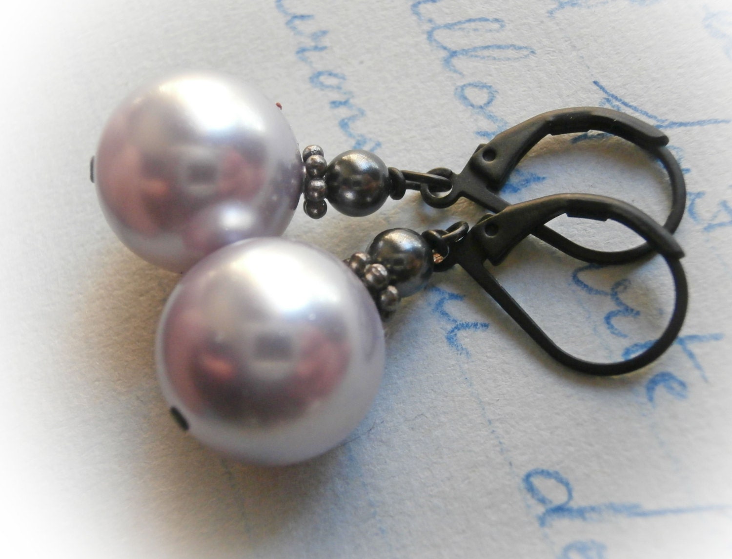 Kristall Perlen Ohrringe, Schwarz Ohrringe Lässig Alltag Goth Gothic Elegant Schick Trendy Violett Blass Metall Ohrhaken von karmelidesigns