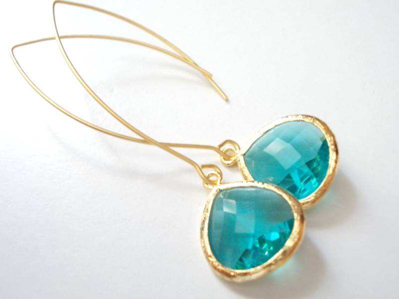 Lange Blau Gold Ohrringe Glas Tropfen Elegante Facettierte Extra Lange Ohrhänger Für Frauen Modern Stilvoll Aquamarin Zirkon von karmelidesigns