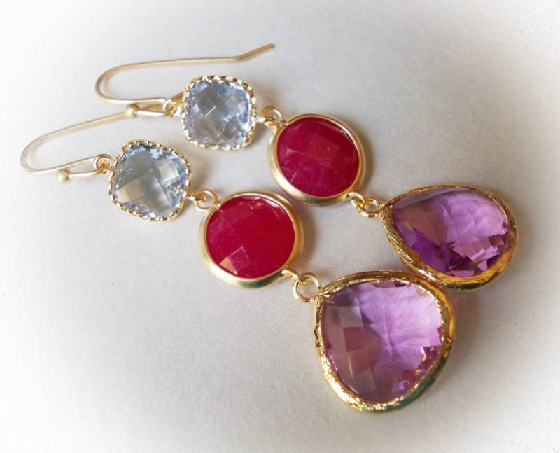 Lange Ohrringe Gold Amethyst Rubin Saphir Rot Blau Violett Lila Lange Glastropfen Umrahmte Glasjuwelen Baumeln Für Frauen von karmelidesigns