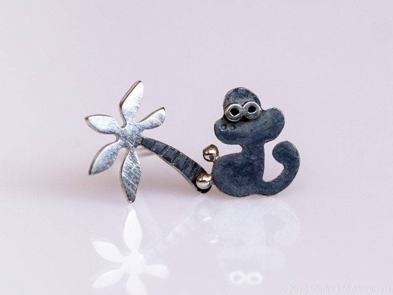 Affe Palmen Ohrstecker Sterling Silber Oxidiert Schwarz Mini Zoo-Serie von karramba