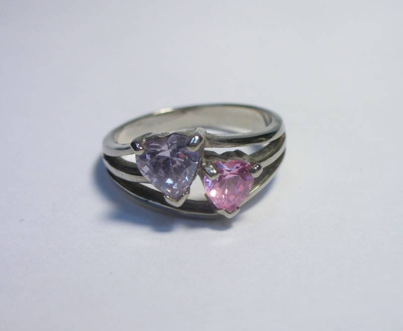 Vintage Rosa Herz Cz Sterling Silber Ring - Facettierter Zirkon Größe 7-1/4 Vintage Rosa Herz Cz Sterling Silber Ring - Facettierter Zirkon Größe 7-1/4 von karunadesigns