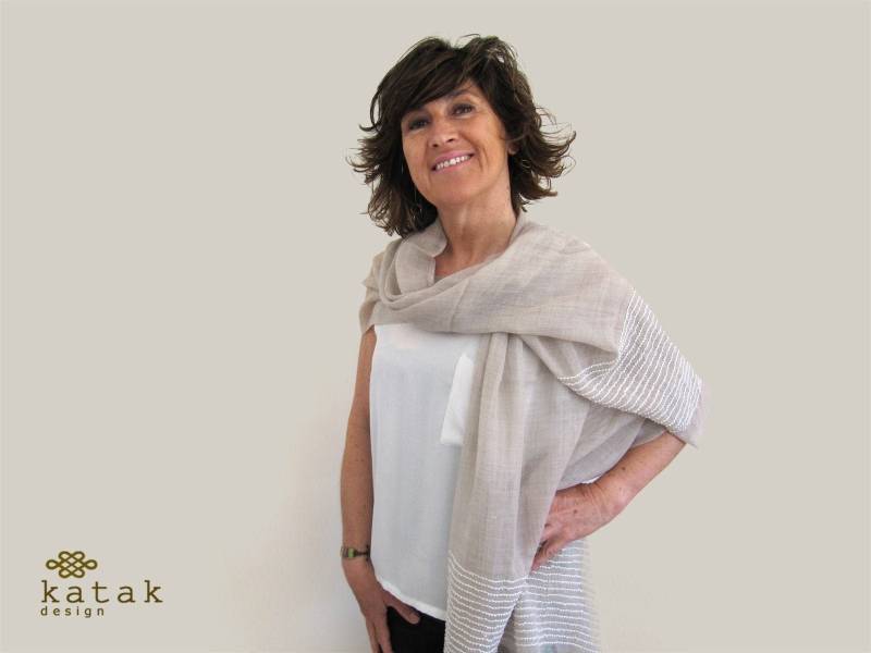 Einfarbiger Hochzeitsschal Mit Kleinen Perlen, Partyschal von katakdesign