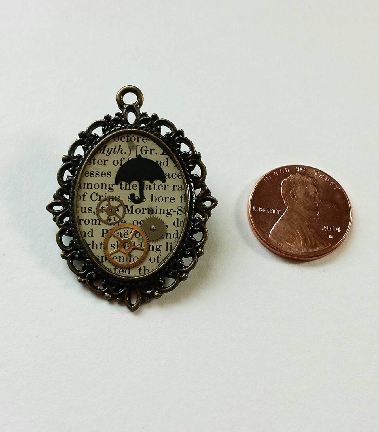 steampunk Regenschirm Brosche/Anhänger steampunk Regenschirm Brosche/Anhänger von katarinanavane