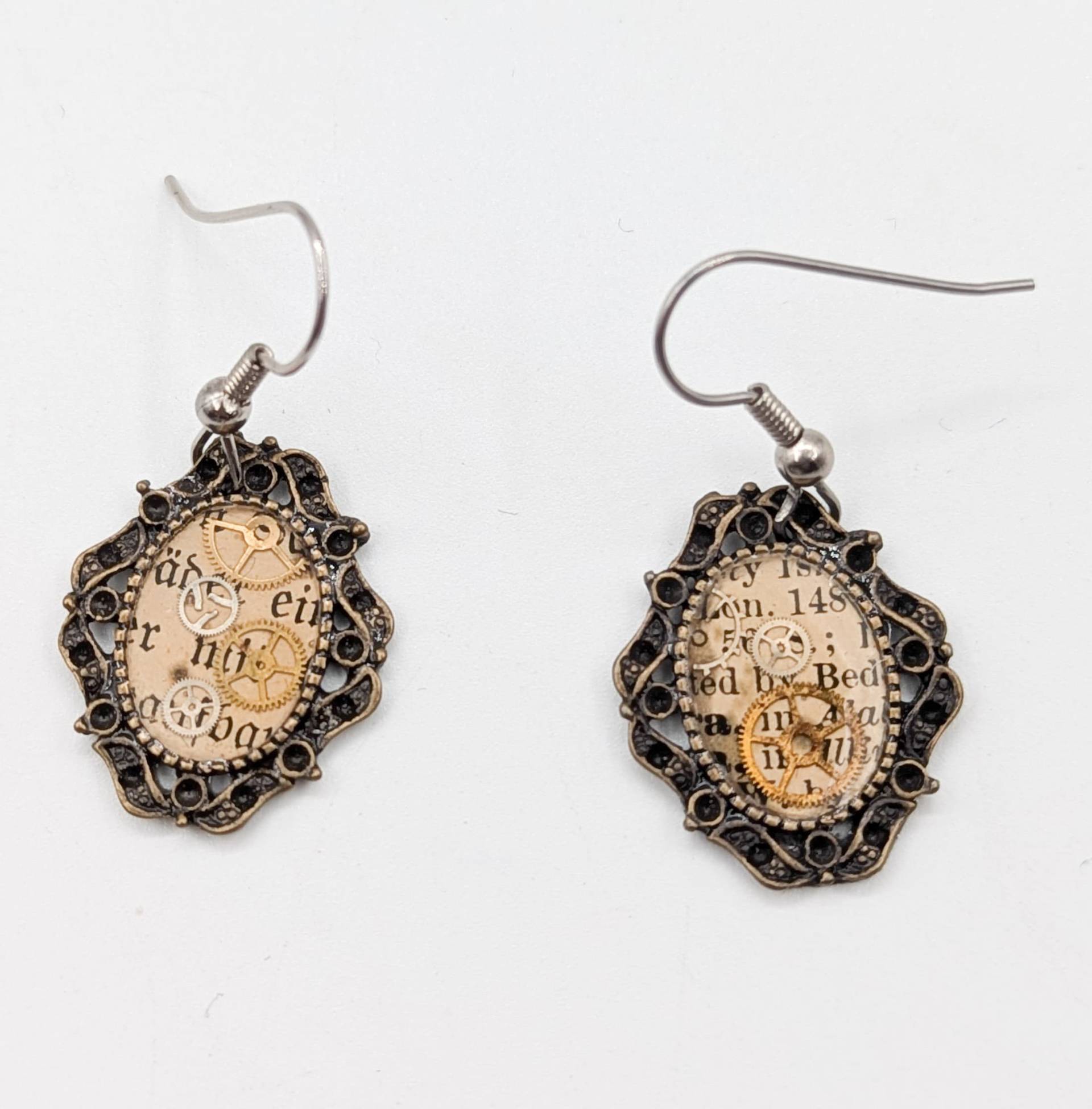 steampunk Uhrwerk Ohrringe steampunk Uhrwerk Ohrringe von katarinanavane