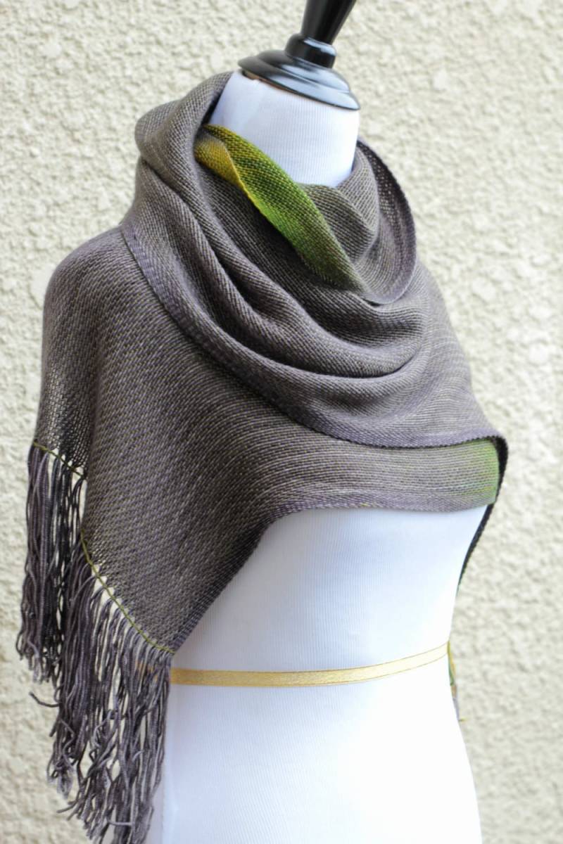 Gewebter Schal Aus Merinowolle Dunkelgrauer & Moosgrüner Pashmina Wrap von katerynaG
