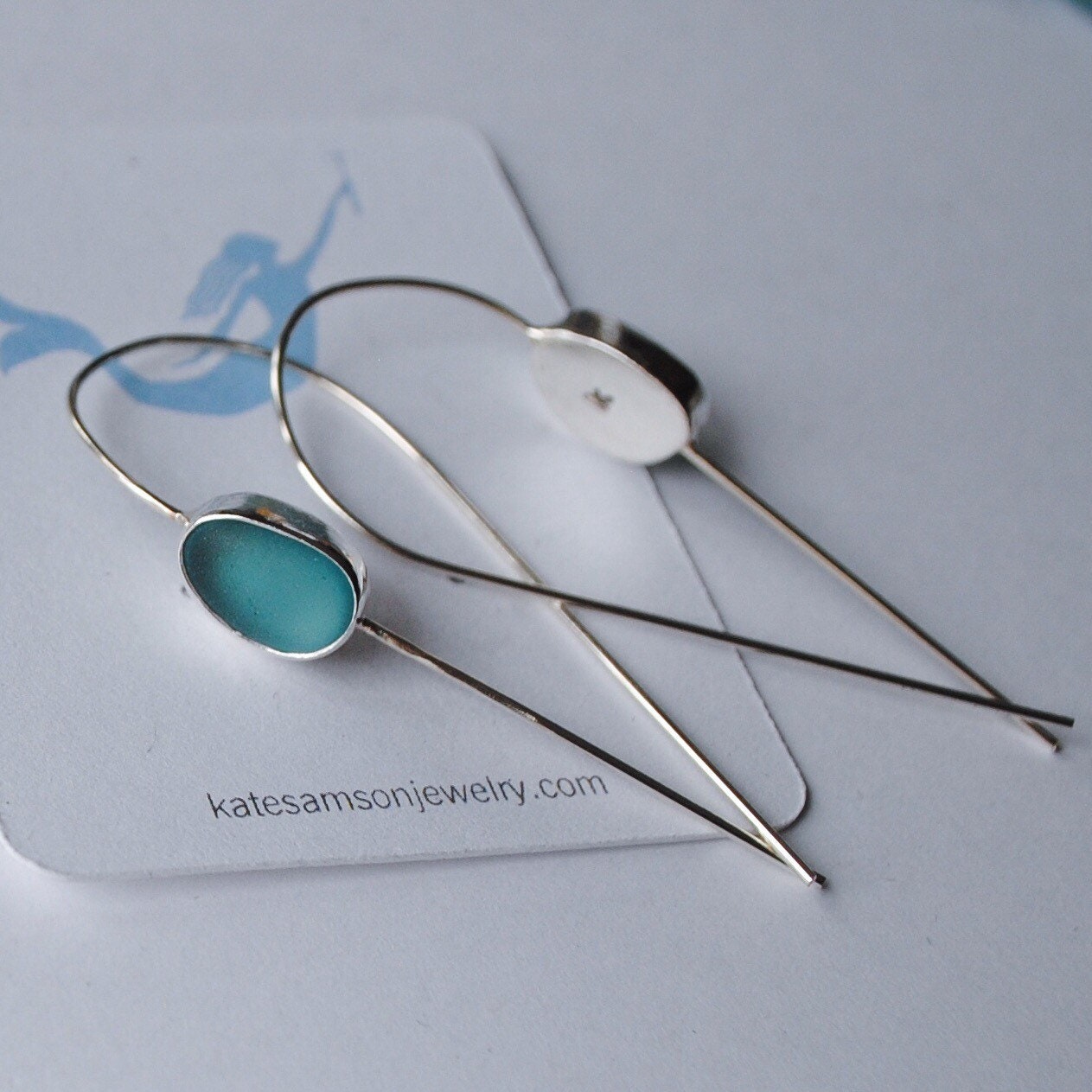 Echte Sea Glass Tear Drop Mit Sterling Silber Threader - Ohrringe Echte Sea Glass Tear Drop Mit Sterling Silber Threader - Ohrringe von katesamsondesign