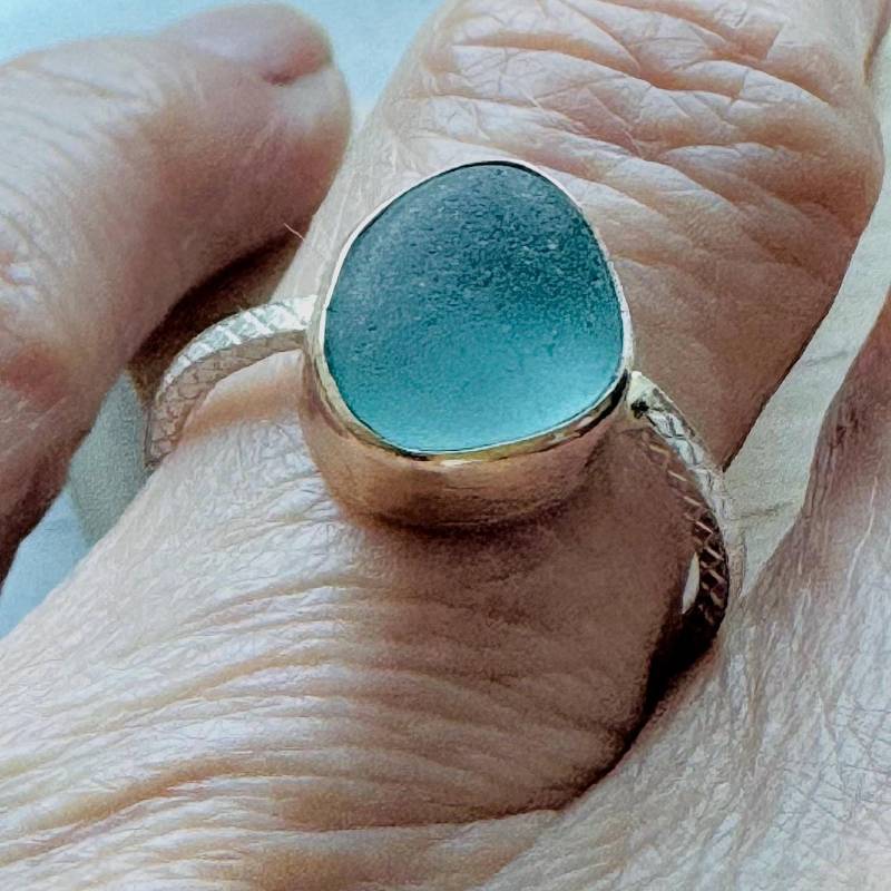 Seeglas Ring | Echtes 14K Gold Lünette Seeglasring Strand Glas Schmuck von katesamsondesign