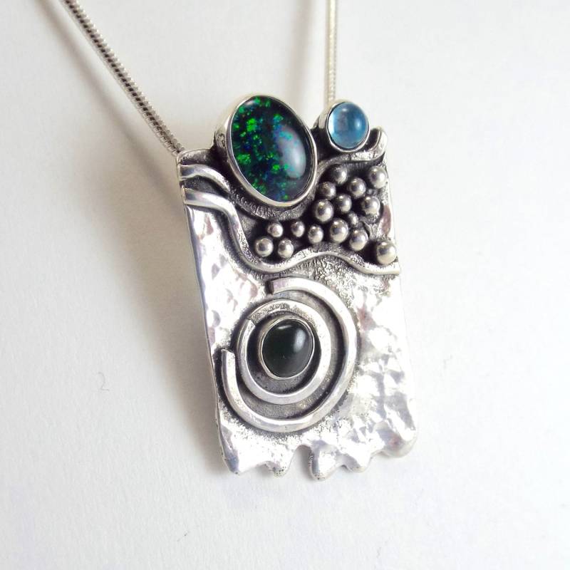 Opal, Jade Und Schweizer Blautopas Anhänger, Edelstein Sterling Halskette Opal, Jade Und Schweizer Blautopas Anhänger, Edelstein Sterling Halskette von katherinefathisilver