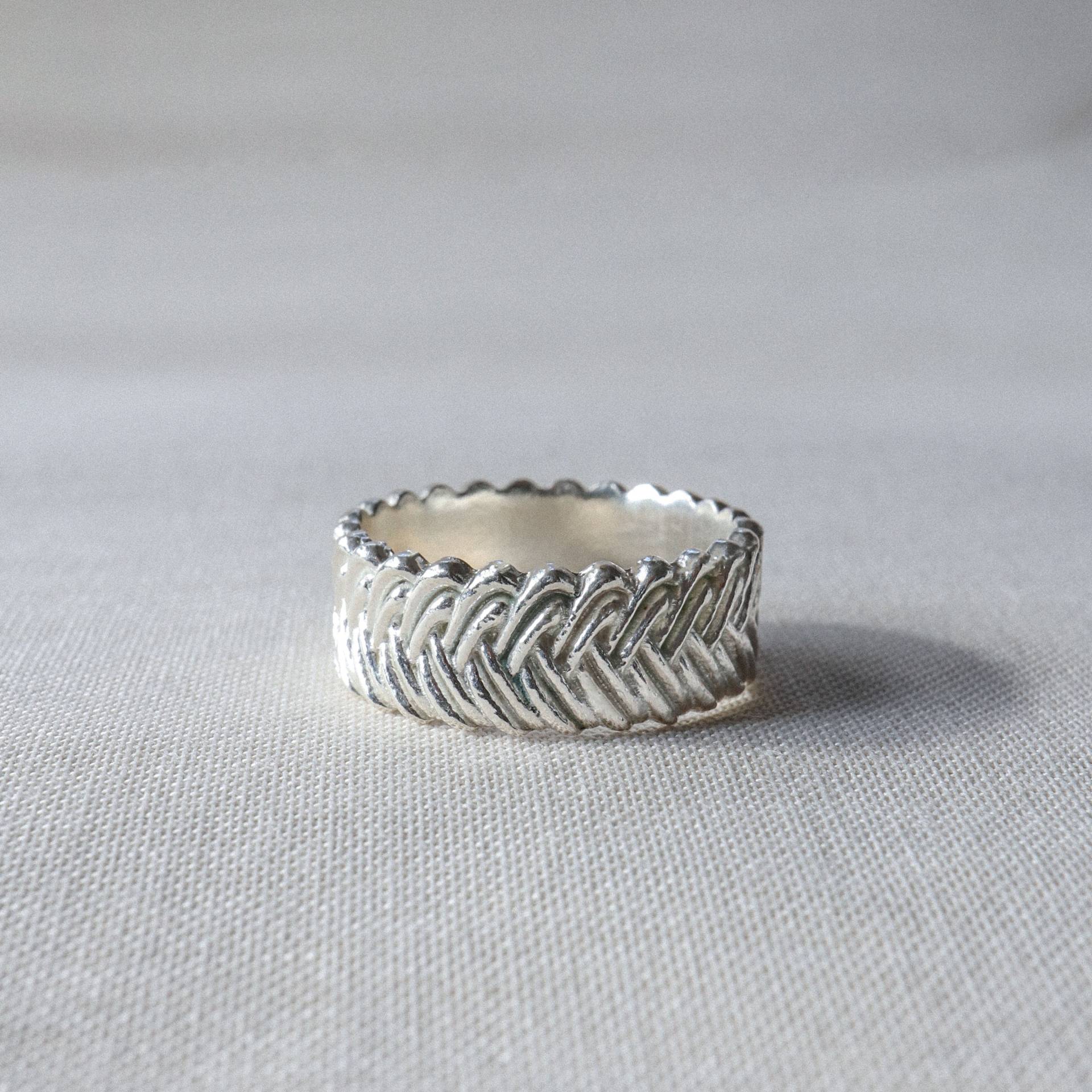Harper Thicc Silber Geflochtener Zigarrenring Harper Thicc Silber Geflochtener Zigarrenring von katieboyleshop
