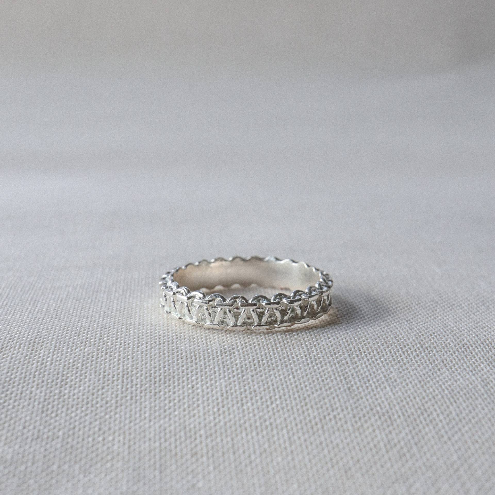 Klara ~ Makramee Silberschmuck Band Klara ~ Makramee Silberschmuck Band von katieboyleshop