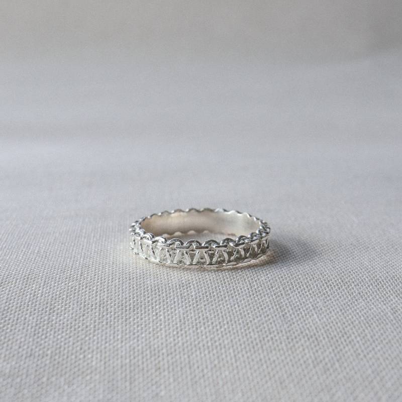 Klara ~ Makramee Silberschmuck Band Klara ~ Makramee Silberschmuck Band von katieboyleshop