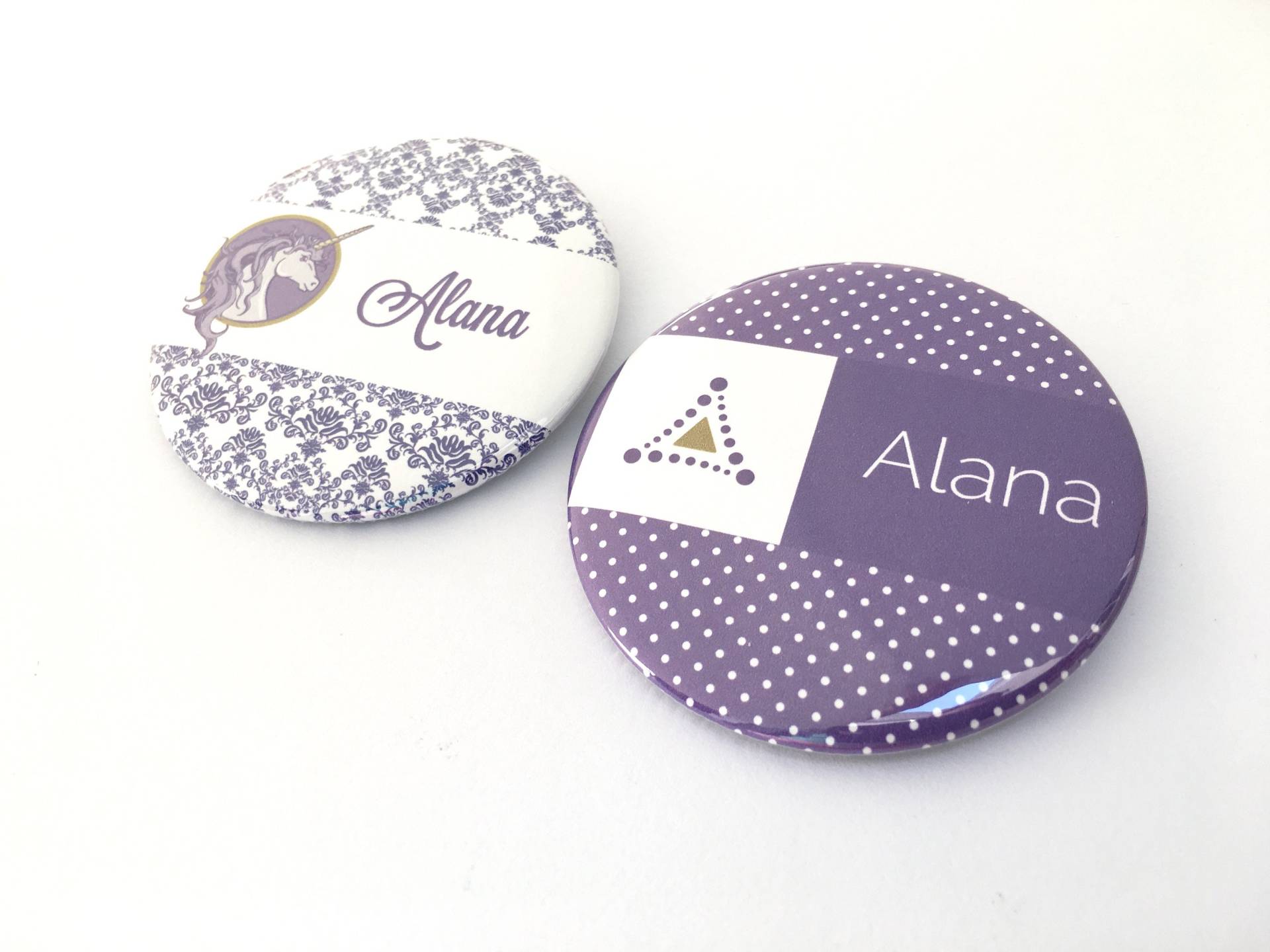 25 Delta Phi Epsilon Namensanhänger von katiefavors