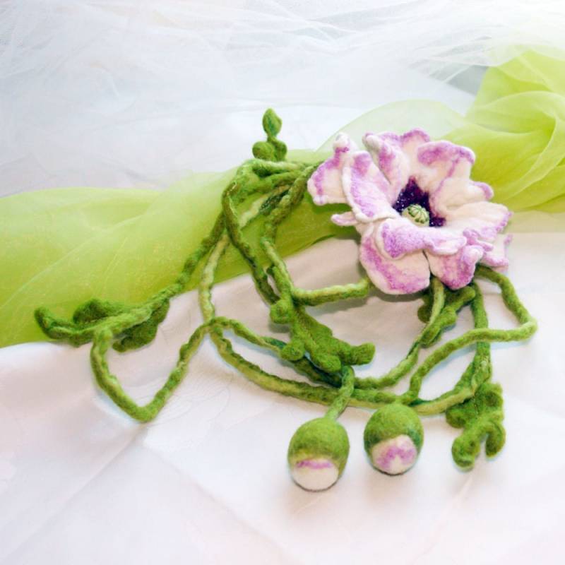 Wilde Mohnblume Halskette, Hand Gefilzte Wolle Blume Gürtel, Brosche, Filz Weiße Lila Mohnblume, Schnur Kette Auf Bestellung Wilde Mohnblume Halskette, Hand Gefilzte Wolle Blume Gürtel, Brosche, Filz Weiße Lila Mohnblume, Schnur Kette Auf Bestellung von katinytis