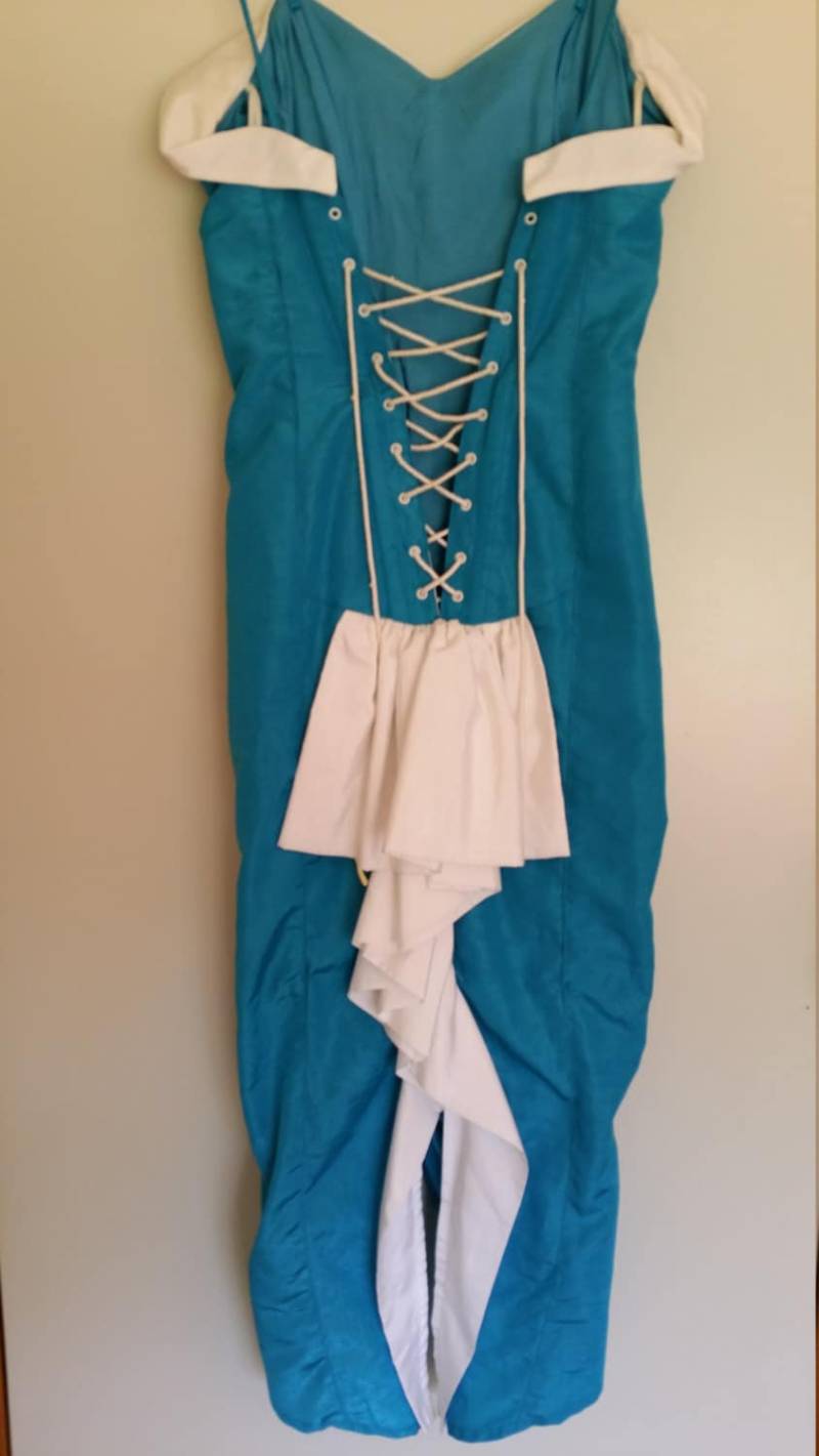 Türkis Blau Burlesken Stil Korsett Kleid Sz-10 Türkis Blau Burlesken Stil Korsett Kleid Sz-10 von katsadakovintage