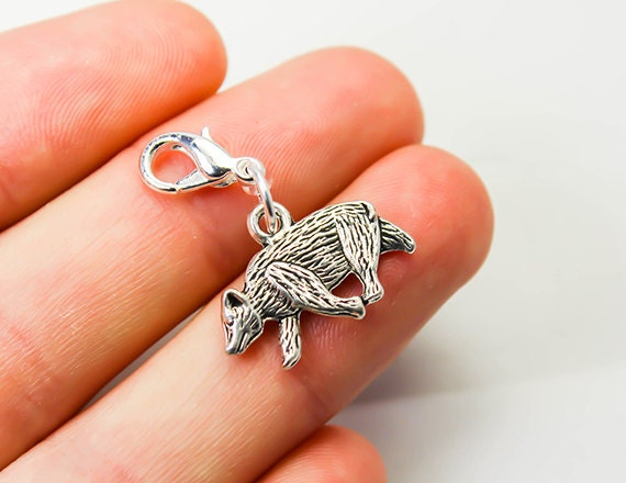 Bären Clip On Charm | Waldtier Reißverschluss Anhänger Bär Umarmung Charme Armband Reißverschluss-Charm Planer Taschenanhänger 736 von katscharms