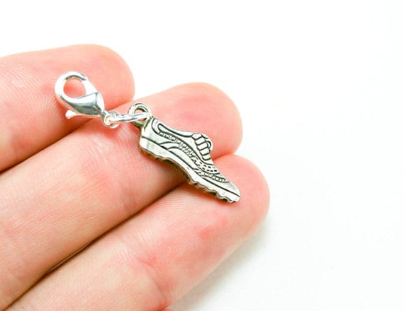 Laufschuh-Clip Am Charme Charm. Silber Clip Charm Anhänger Für Läufer. Marathon Herzlichen Glückwunsch Geschenk-Clip Auf Armband-Charms Scc067 von katscharms