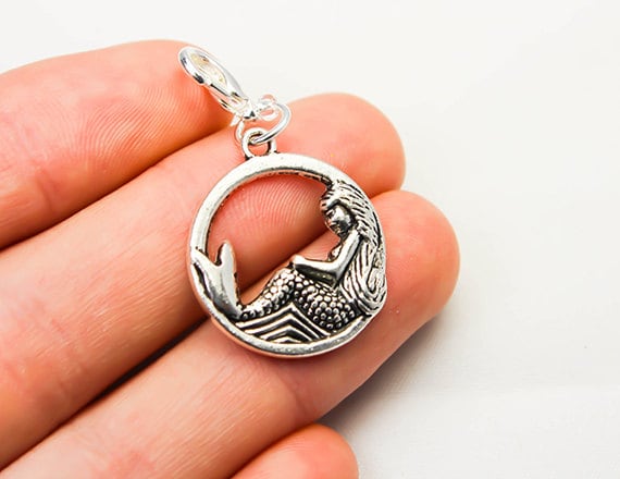 Meerjungfrau Charm - Strand Bade Charm Silberton Add A Build Your Own Scc720 von katscharms