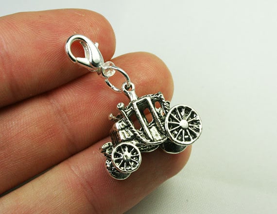 Prinzessin Cinderella Wagen Charm, Armband Charms, Aschenputtel Charm. Tochter Charme Scc516 von katscharms
