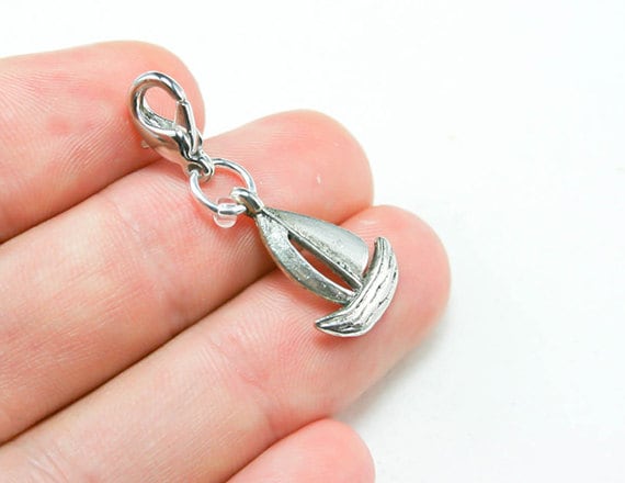 Segelanhänger. Segelboot Anhänger. Benutzerdefinierte Armband Charm in Silber. Clip Auf Charm. Scc280 von katscharms