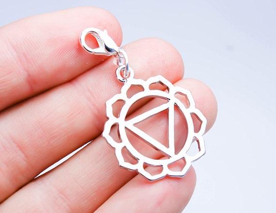 Solar Plexus Chakra Kettenanhänger. Manipura Anhänger Für Armbänder. Gelbes Feuer Charm. Yoga - Taschenanhänger Scc687 von katscharms