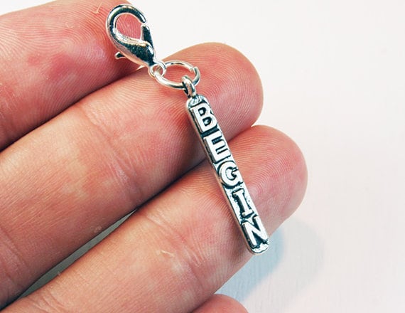 Taschenanhänger | Time To Charm Trennung Neue Karriere Charme Clip Taschenbügel Armbandclip Scc361 von katscharms