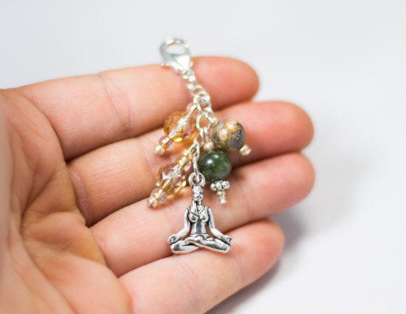 Yoga Charm - Perlen Anhänger Jaspis Stein Echter Mashan Clip Auf Taschenanhänger Scc821 von katscharms