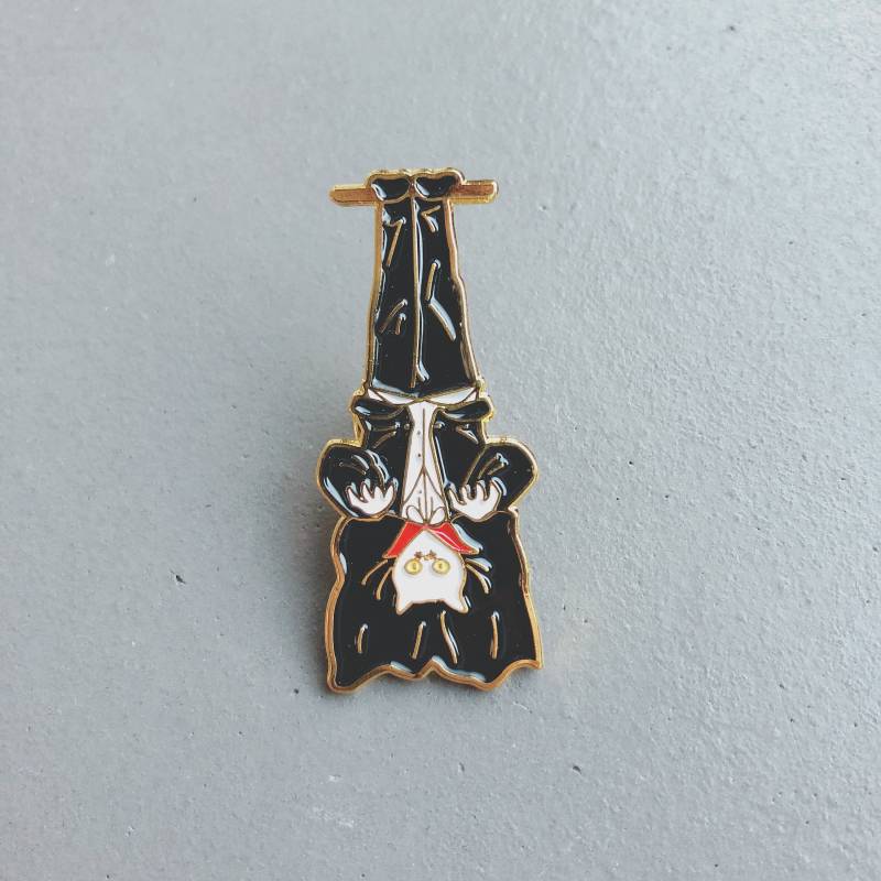 23 Vampir White Cat Stift/Emaille Brosche Abzeichen 23 Vampir White Cat Stift/Emaille Brosche Abzeichen von kazychanillustration