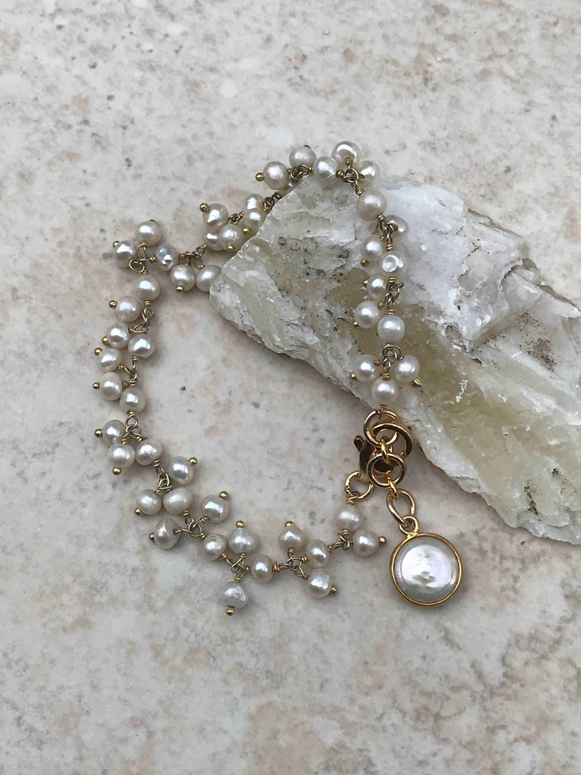 Gold Gefüllt Oder Sterling Silber Baumeln Süßwasser Perle Armband Gold Gefüllt Oder Sterling Silber Baumeln Süßwasser Perle Armband von kcladyfish
